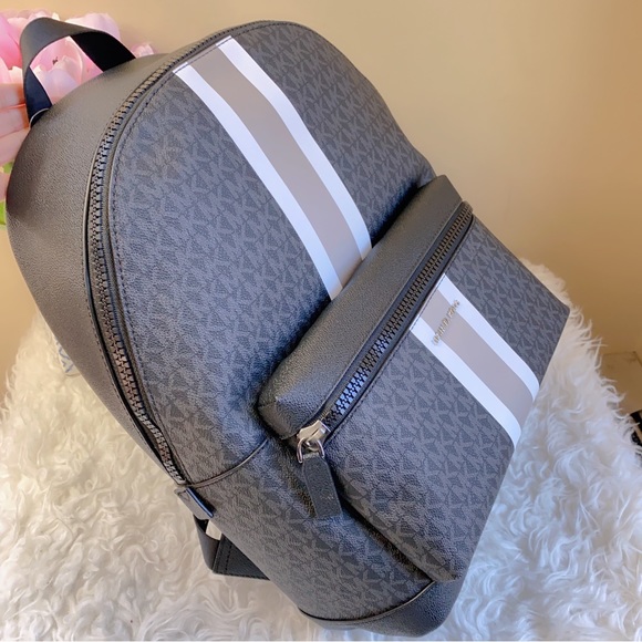 Michael Kors Cooper Graphic Logo Backpack - Picture 4 of 8